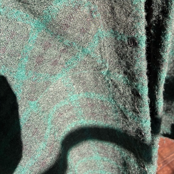 Men’s MNML Flannel Large - Picture 3 of 5